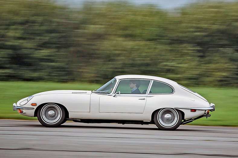 Jaguar E-Type 4.2 - nieporównywalnie ponadczasowy