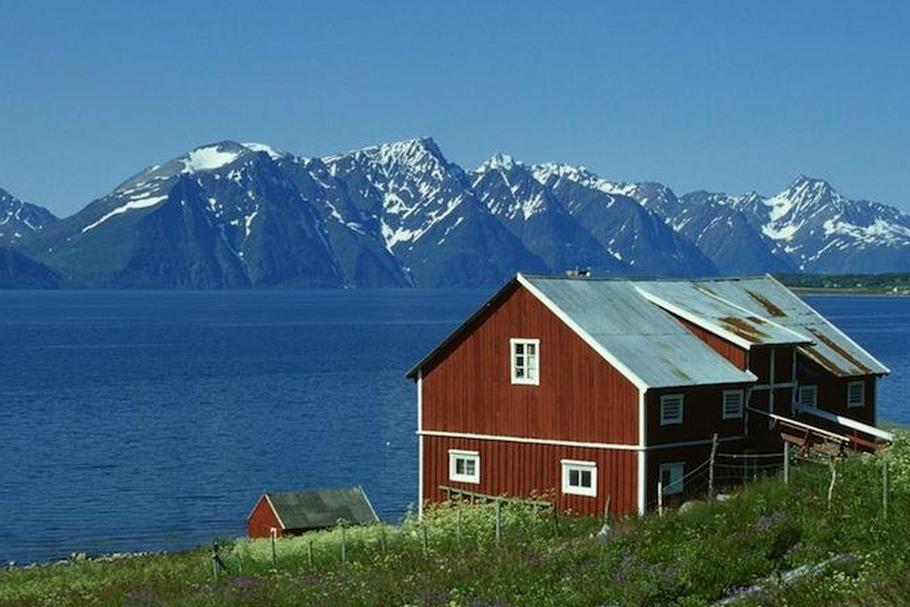 Norwegia wybrzeże góry