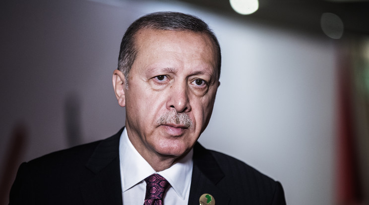Recep Tayyip Erdogan fenyegetéssel felelt /Fotó: MTI/EPA - Gianluigi Guercia