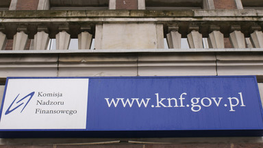 KNF po sprzedaży akcji Pekao interesuje się planami UniCredit w Polsce