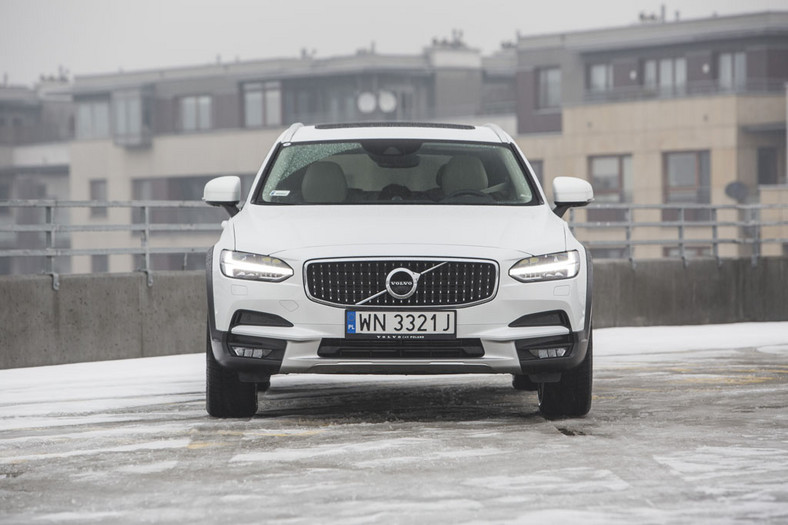 Volvo V90 Cross Country T6 - kombi krajoznawcze