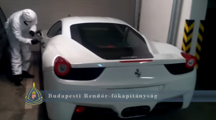 Újabb nagy értékű Ferrarit találtak a budapesti rendőrök /Fotó: Police.hu
