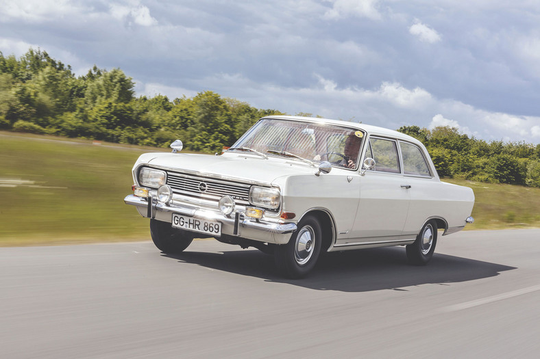 Opel Rekord B 1500 - spalanie testowe 9,1 l/100 km