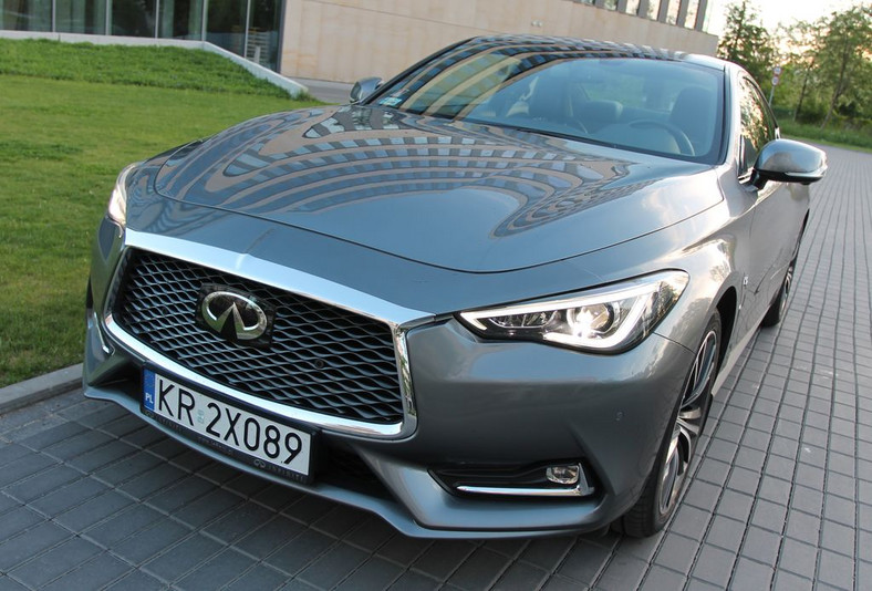 Infiniti Q60 2.0t