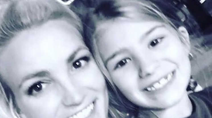 Britney és unokahúga boldogan mosolyog /Fotó: Instagram