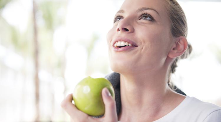 Ha étkezések előtt almát eszel, sokat fogyhatsz Fotó: Getty Images