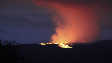 Na Hawajach wybuchł największy na świecie aktywny wulkan. Milczał przez prawie 40 lat [ZDJĘCIA]