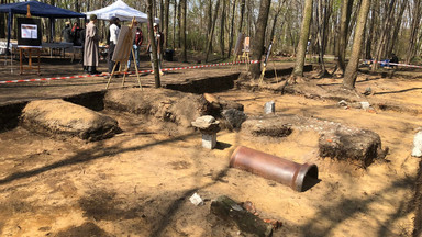 Są pierwsze wyniki prac archeologicznych na cmentarzu żydowskim na Bródnie [GALERIA]