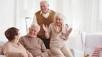 Idősebb korunkban lehetünk a legboldogabbak: ez a 3 szokás segít, hogy igazán jól érezzük magunkat