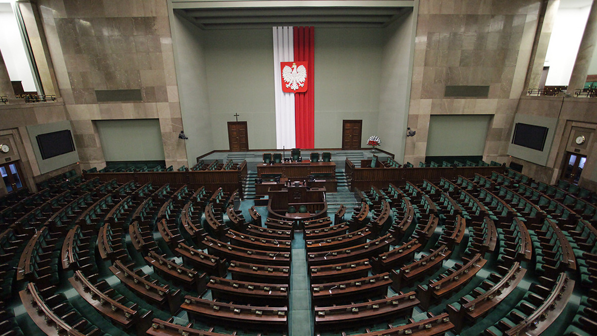 Reporterzy Radia ZET poznali wstępne wyniki audytu, który zarządził marszałek Sejmu. Według ich informacji, kolejni posłowie mają na swoim koncie nadużycia na delegacjach - chodzi o polityków PiS i PO.