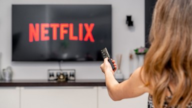 Francja zakazuje urzędnikom używania TikToka, Candy Crush i Netflixa