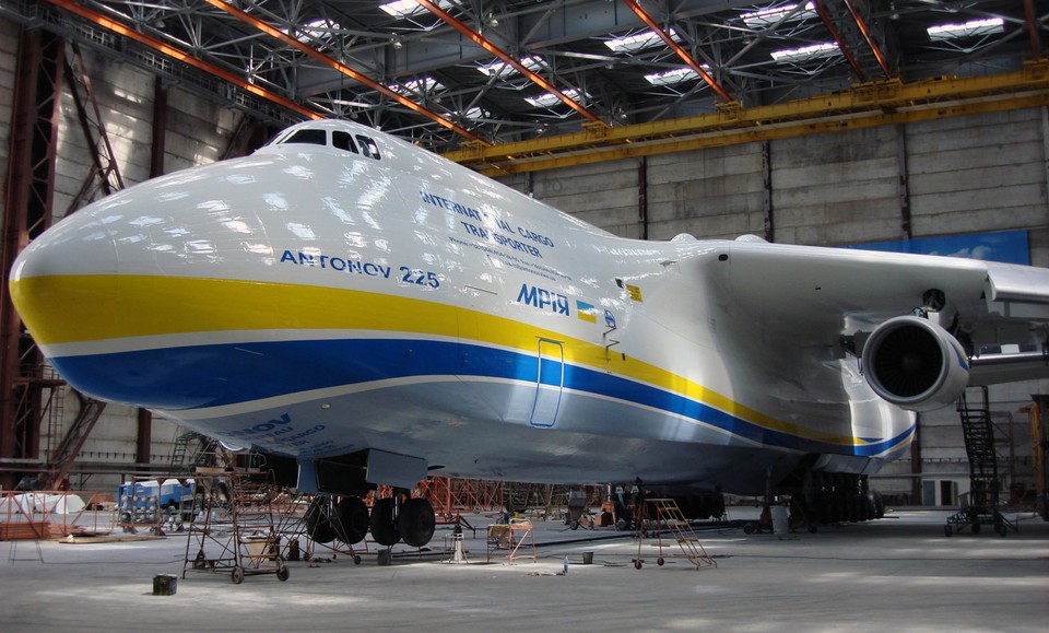 antonov-an-225-najwi-kszy-samolot-transportowy-wiata-kt-ry-o-ma-o