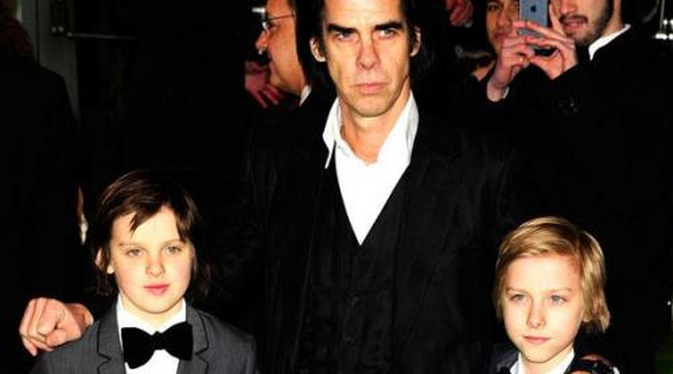 Halálos balesetet szenvedett Nick Cave 15 éves fia