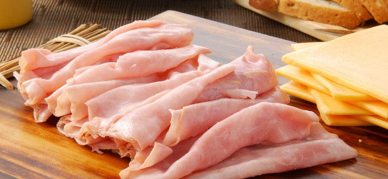 Przetworzone mięso zwiększa ryzyko raka piersi