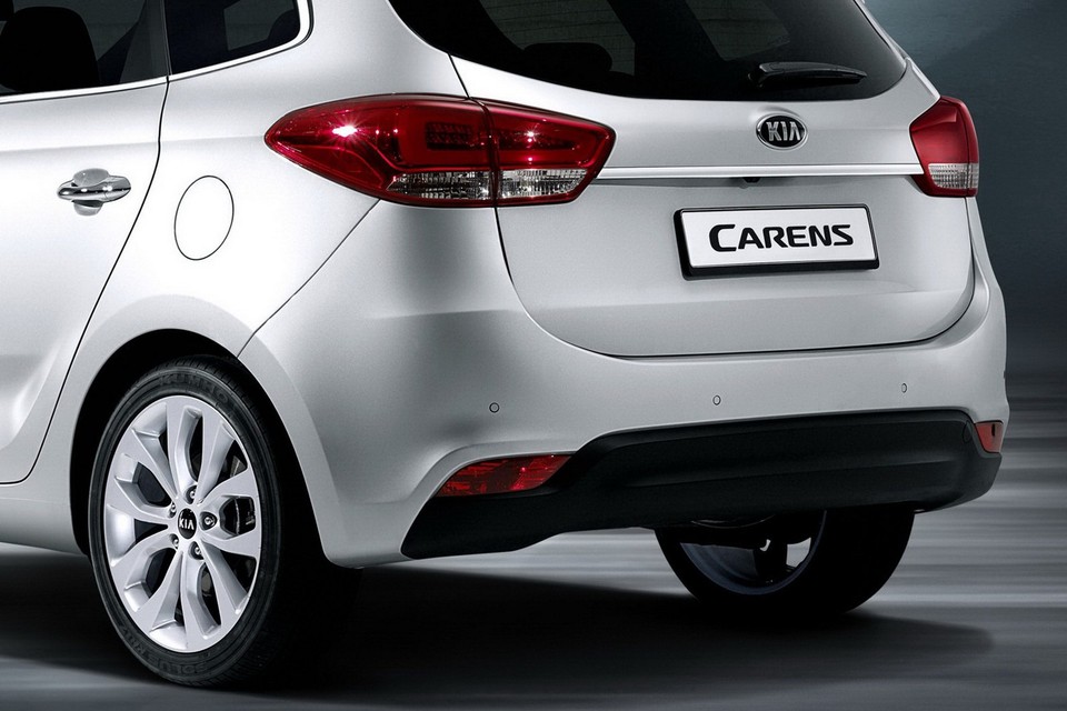 Kia Carens III generacji Moto