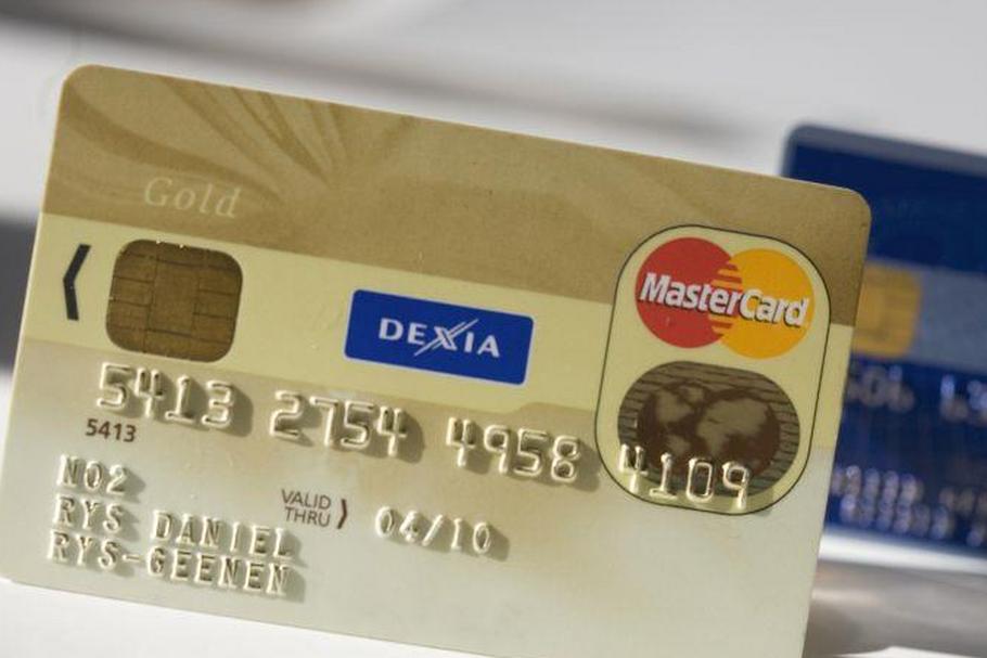 karta płatnicza_karta kredytowa