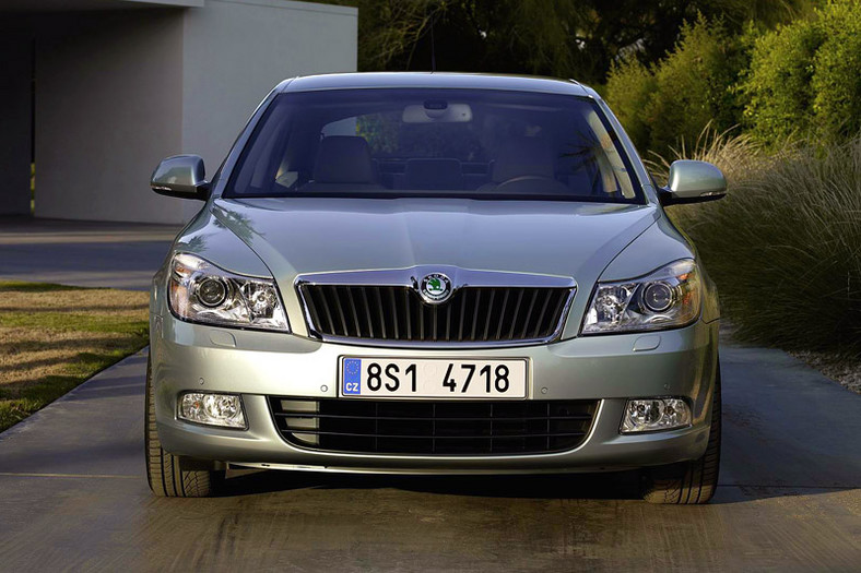 Paryż 2008: Škoda Octavia po liftingu już odkryta (fotogaleria)