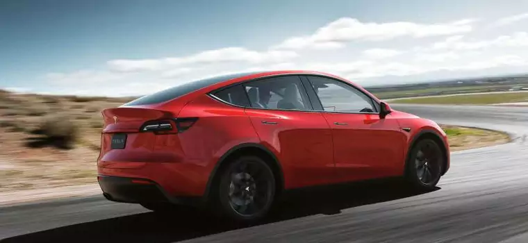 Tesla Model Y w najtańszej opcji trafia do sprzedaży