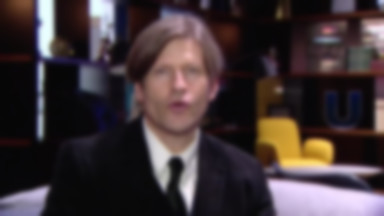 "Hiszpanka": Crispin Glover składa Polakom życzenia