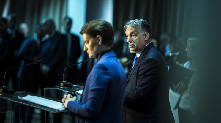Orbán Viktor és Ana Brnabic szerb kormányfő sajtótájékoztatót tart az ötödik magyar-szerb kormányzati csúcstalálkozón Szabadkán / Fotó: MTI Szecsődi Balázs