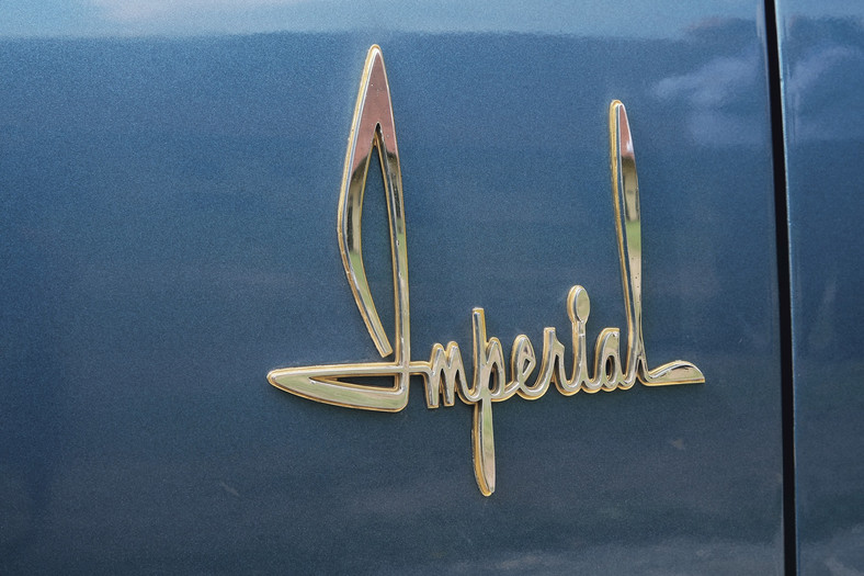 Imperial Custom four-door Southampton 1961