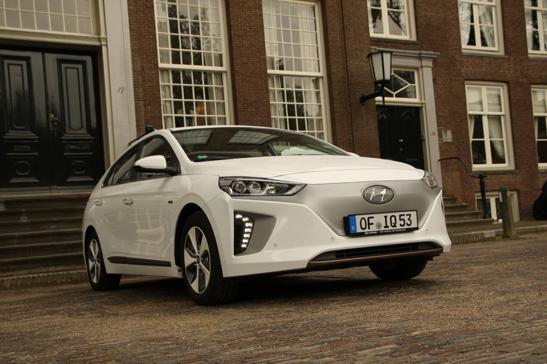 Hyundai Ioniq