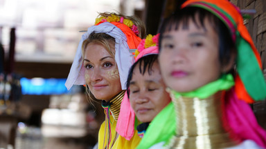 Martyna i kobiety o długich szyjach w Tajlandii