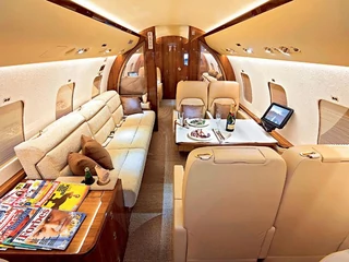 Bombardier Global 5000