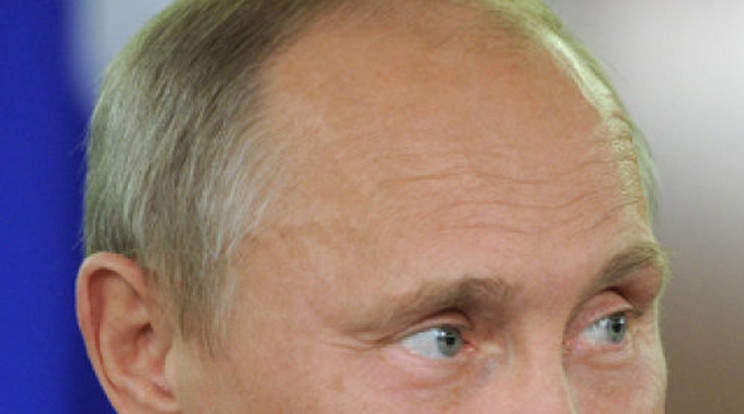 Kivasalták Putyin ráncait