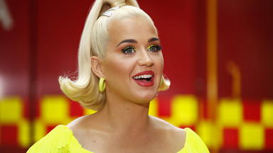 Katy Perry pokazała piersi na wizji. Nagranie obiegło sieć
