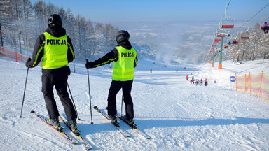 Policyjne patrole narciarskie w Karpaczu i Szklarskiej Porębie