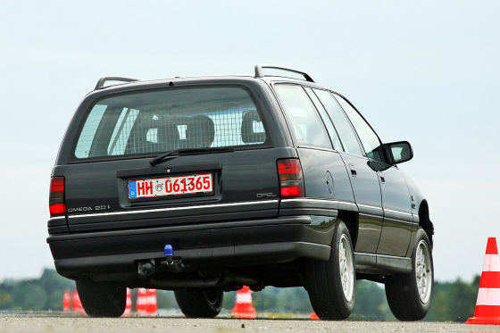 Mercedes W124,Opel Omega i Volvo 240: kombi marzeń sprzed lat!