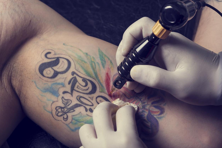 Tatuaże mogą zwiększać ryzyko rozwoju nowotworu