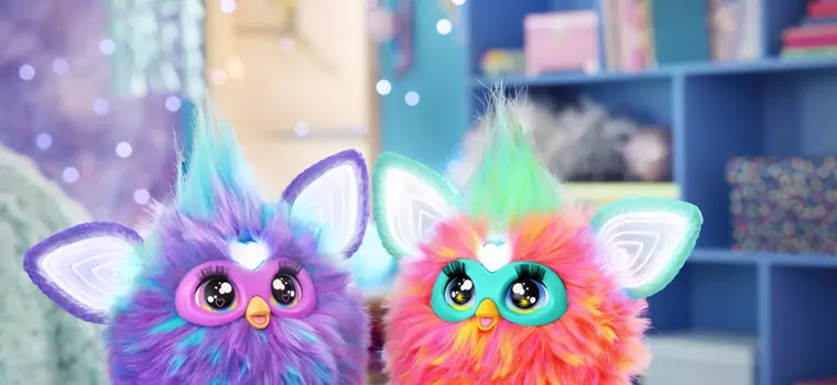 Interaktywny pluszak wraca do sklepów po 25 latach. Furby będzie mieć nowe funkcje