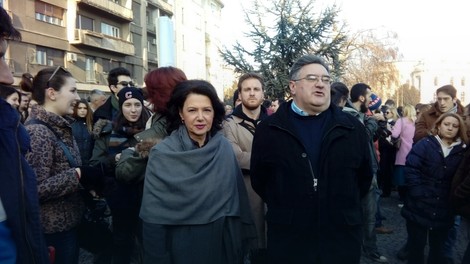 Dr Sanda Rašković Ivić i analitičar Đorđe Vukadinović