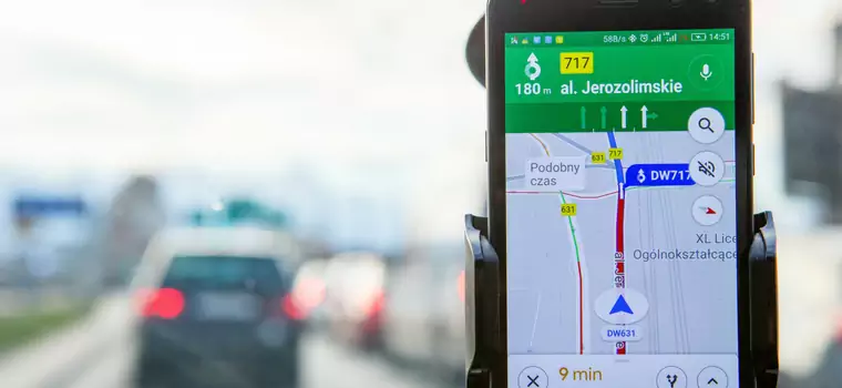 Google Maps z nową funkcją w Polsce. Wcześniej była dostępna m.in. w Waze i Yanosik