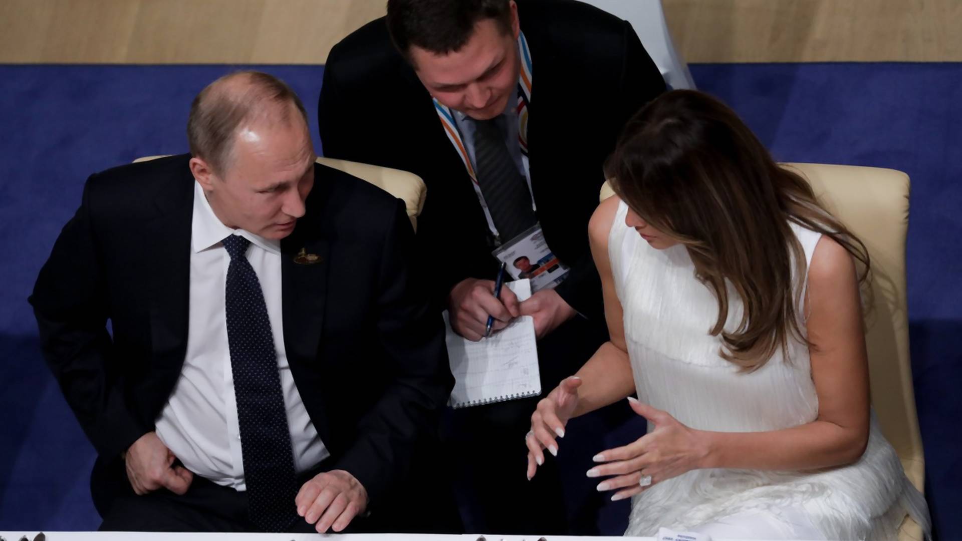 Trljamo oči i ne verujemo kako je izgledao prvi susret Melanije i Putina