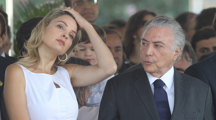 A brazilok elnöke, Michel Temer
és felesége, Marcela rossz energiákra panaszkodnak /Fotó: AFP