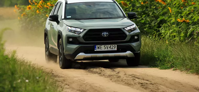 Toyota RAV4 2.5 Dynamic Force AWD-i – Hybryda dla aktywnych – Test