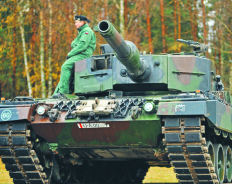 Czołgu Leopard 2 A4 nasza zbrojeniówka także nie była w stanie sama zmodernizować