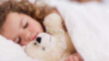 Jak zadbać o spokojny i zdrowy sen dziecka?