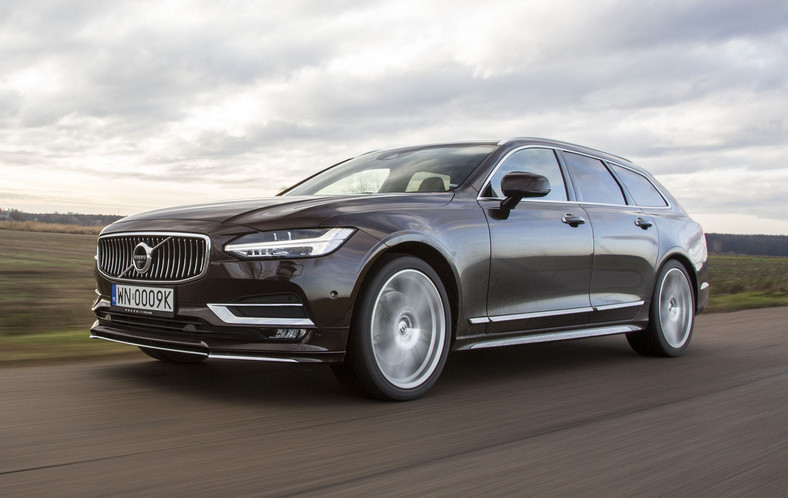 Volvo V90 D5 AWD - pięć metrów dobrego stylu