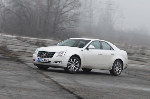 Cadillac CTS 2.8 V6 Sport Luxury - Szlachetny amerykanin