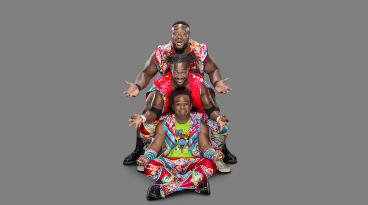 Az Új Nap trió tagjai: Big E (felül), Kofi Kingston és Xavier Woods, elképesztő show-t csinálnak a ringben