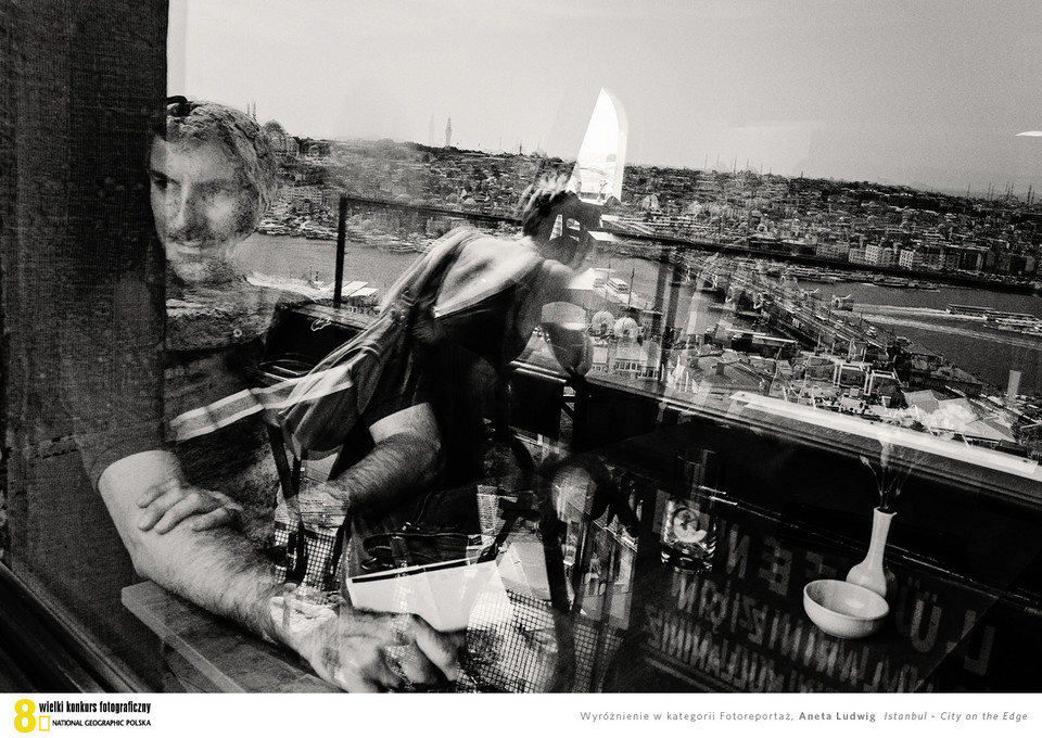 Najlepsze zdjęcia National Geographic 2012 - Istanbul - City on the Edge - Aneta Ludwig
