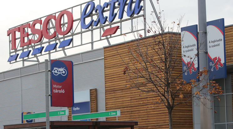 Újabb terméket kénytelen visszahívni a Tesco / Fotó: Gy. Balázs Béla