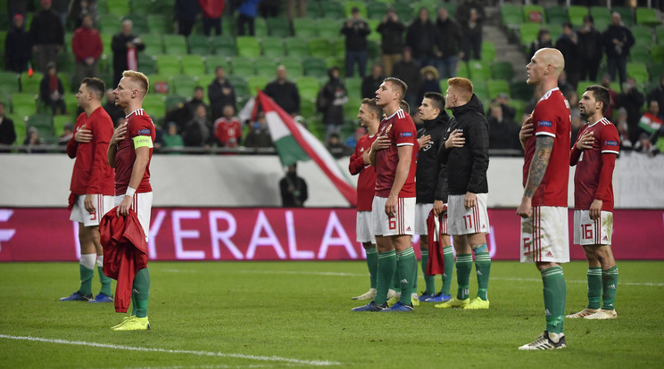 A magyar válogatott játékosai az észtek elleni győzelem után /Fotó: MTI/ Illyés Tibor