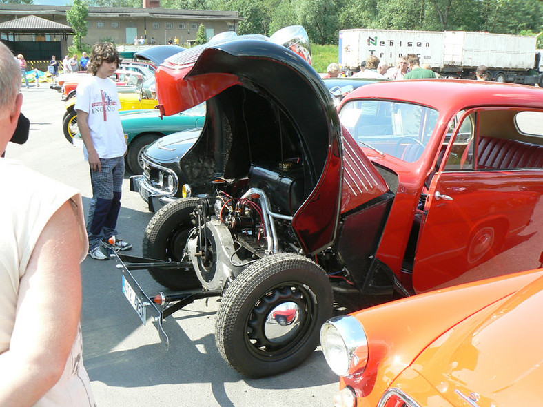 Oldtimery u podnóża Beskidów (fotogaleria)