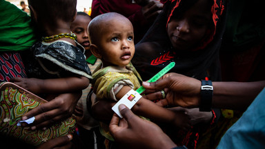 Katastrofa głodu uderzyła w Róg Afryki. "Amina zostawiła po drodze dwoje dzieci"