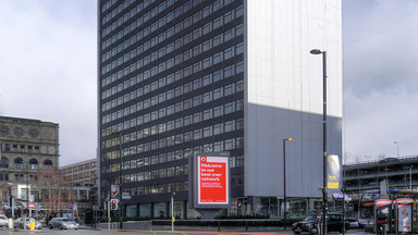 Polak z zarzutami za fałszywy alarm bombowy w konsulacie w Manchesterze